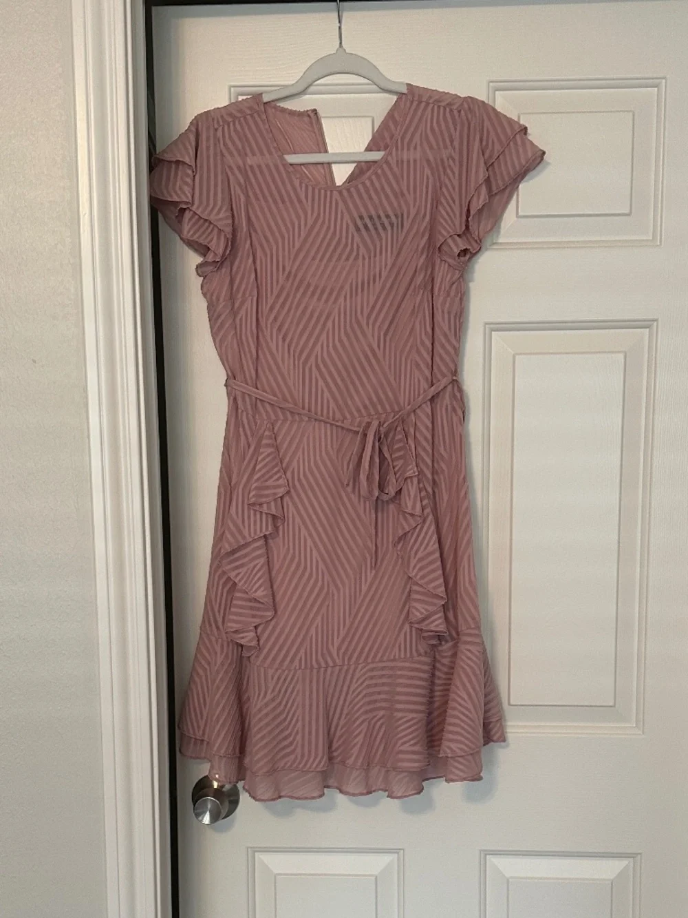 Karl Lagerfeld Paris Pink Ruffle Dress Size 8 | Chiffon Tie Waist Feminine Weddi - Picture 1 of 6